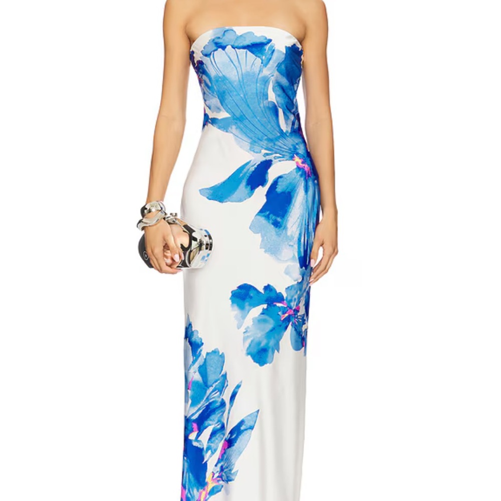 x REVOLVE Maxi Dress in Blue
ROCOCO SAND